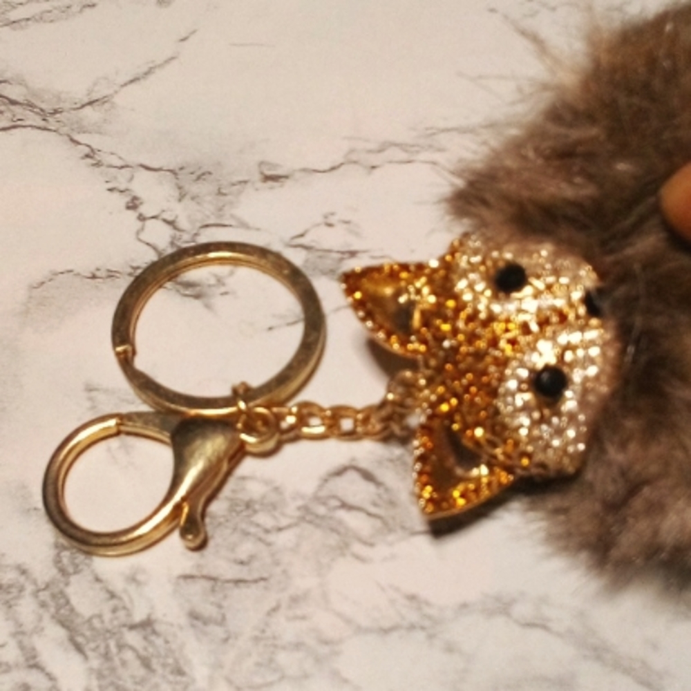 Very cute fox head with furry ball body key chain/purse charm - Picture 4 of 7